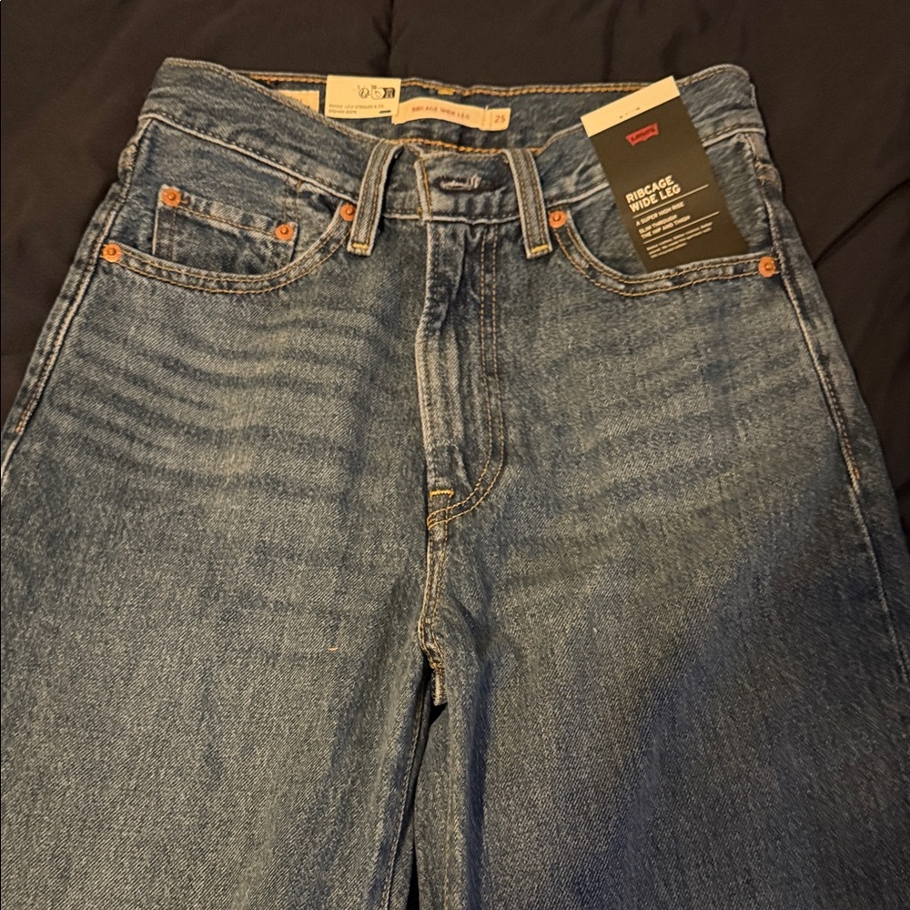 Levi's Ribcage Wide Leg Jean
